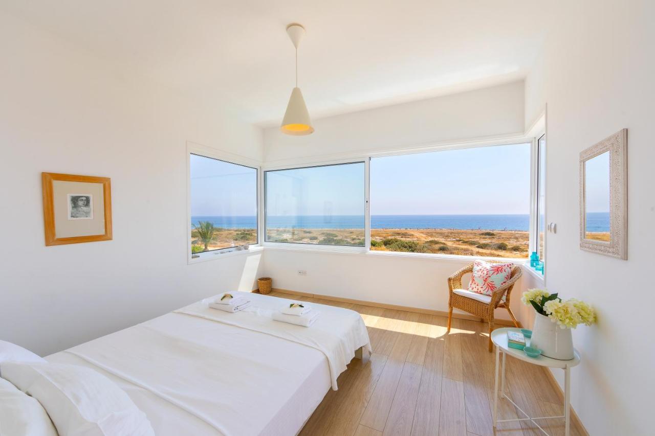 Protaras Beachfront Villa Alia Εξωτερικό φωτογραφία