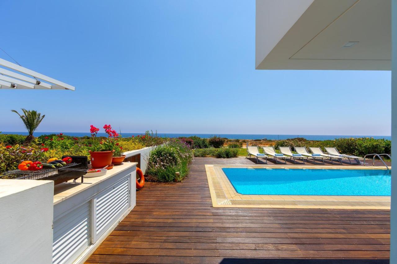 Protaras Beachfront Villa Alia Εξωτερικό φωτογραφία