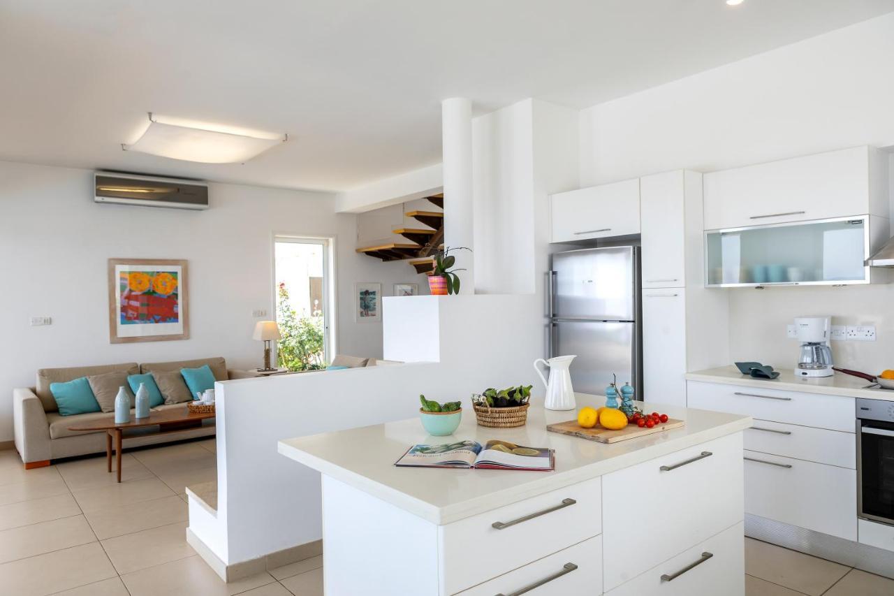 Protaras Beachfront Villa Alia Εξωτερικό φωτογραφία