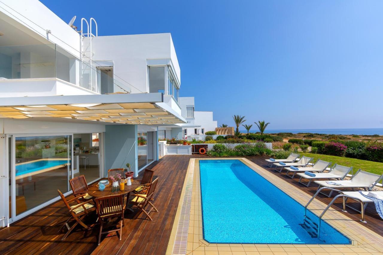 Protaras Beachfront Villa Alia Εξωτερικό φωτογραφία