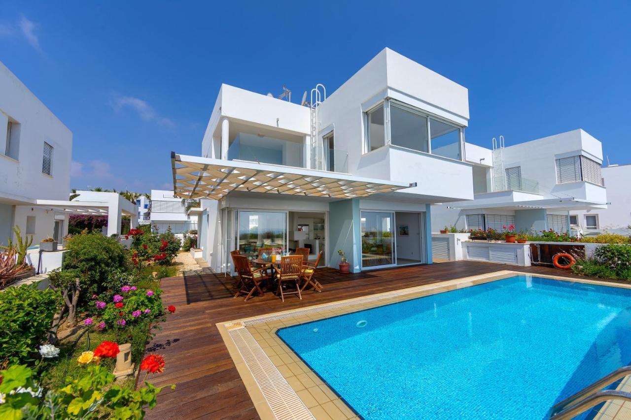 Protaras Beachfront Villa Alia Εξωτερικό φωτογραφία