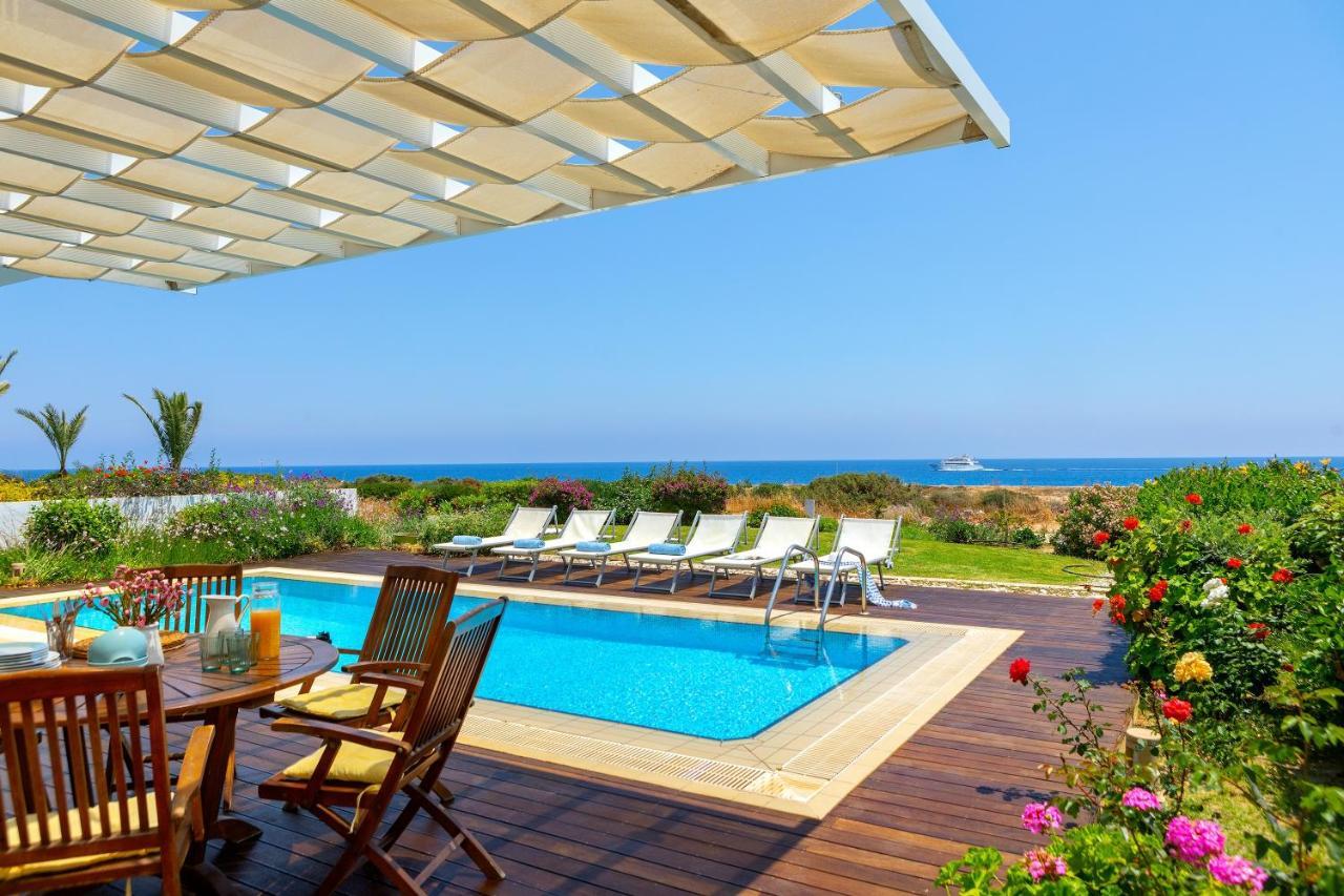 Protaras Beachfront Villa Alia Εξωτερικό φωτογραφία