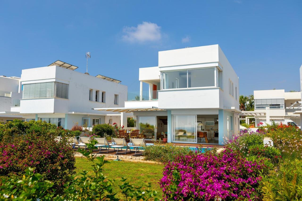 Protaras Beachfront Villa Alia Εξωτερικό φωτογραφία