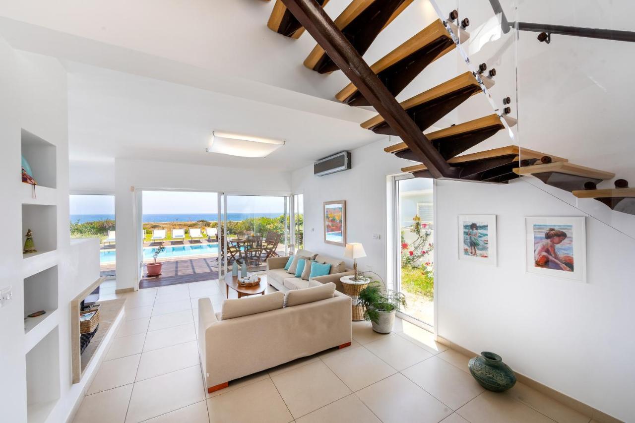 Protaras Beachfront Villa Alia Εξωτερικό φωτογραφία