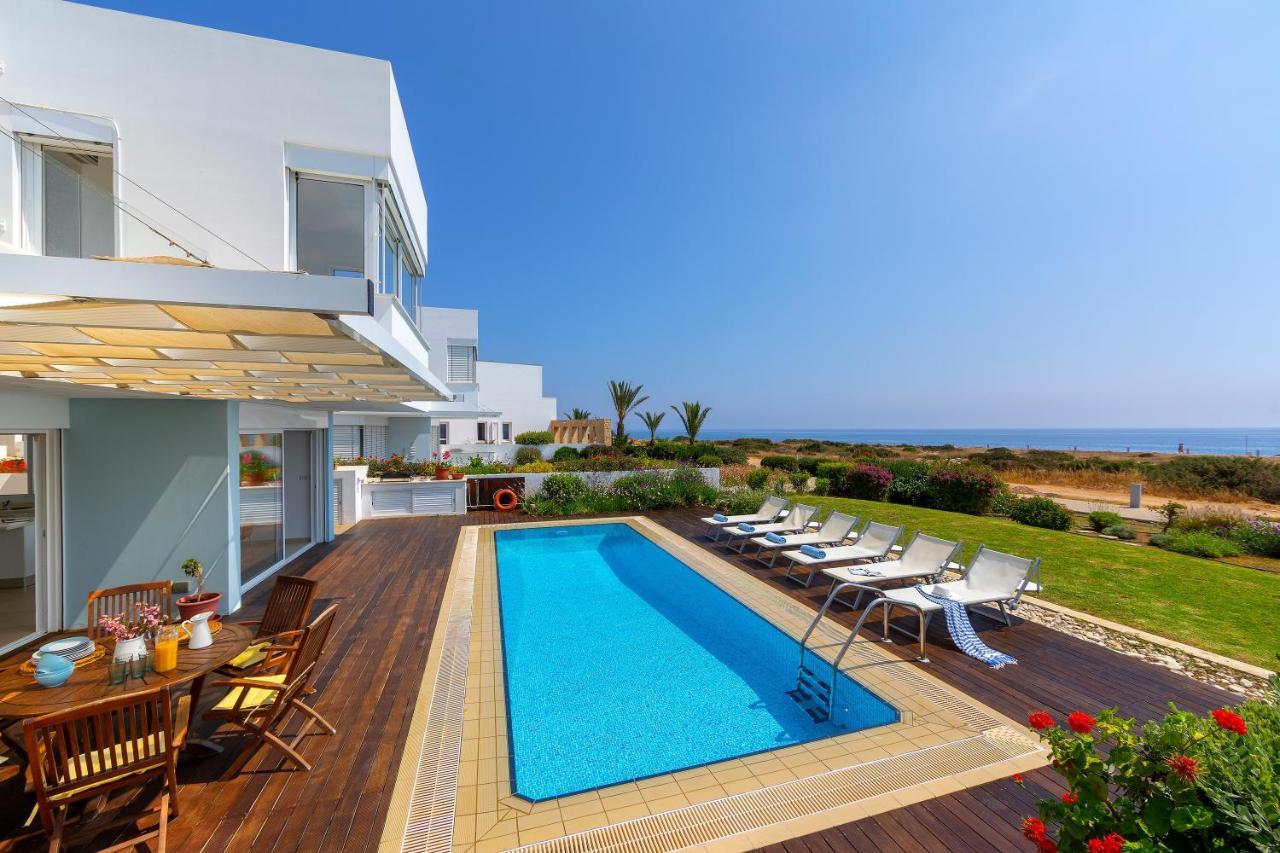 Protaras Beachfront Villa Alia Εξωτερικό φωτογραφία
