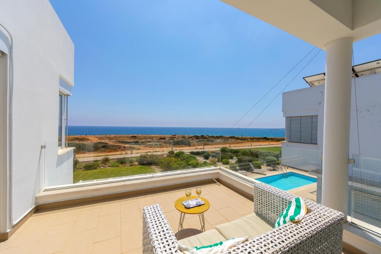 Protaras Beachfront Villa Alia Εξωτερικό φωτογραφία